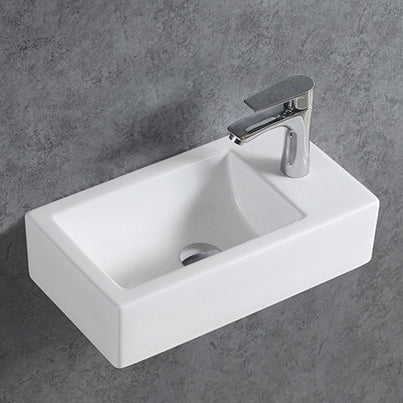 Umywalka ścienna KW302